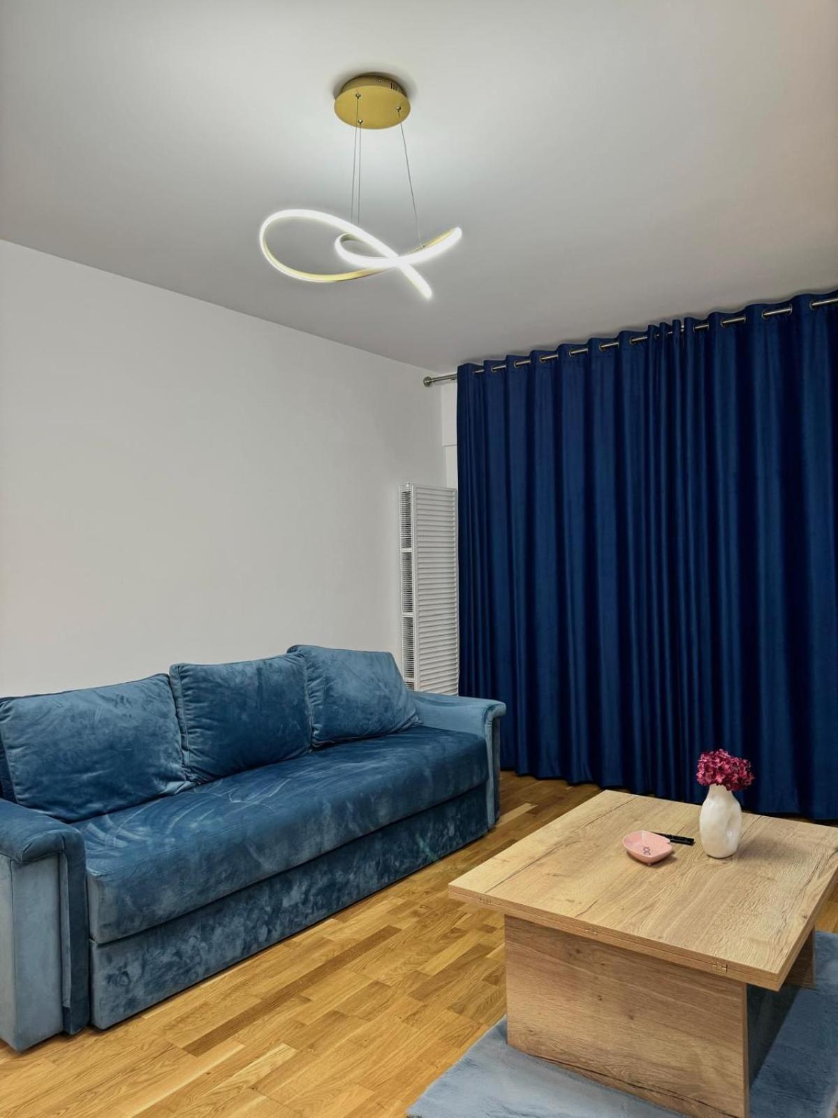 Luxury Blue Apartment Iasi Exteriör bild