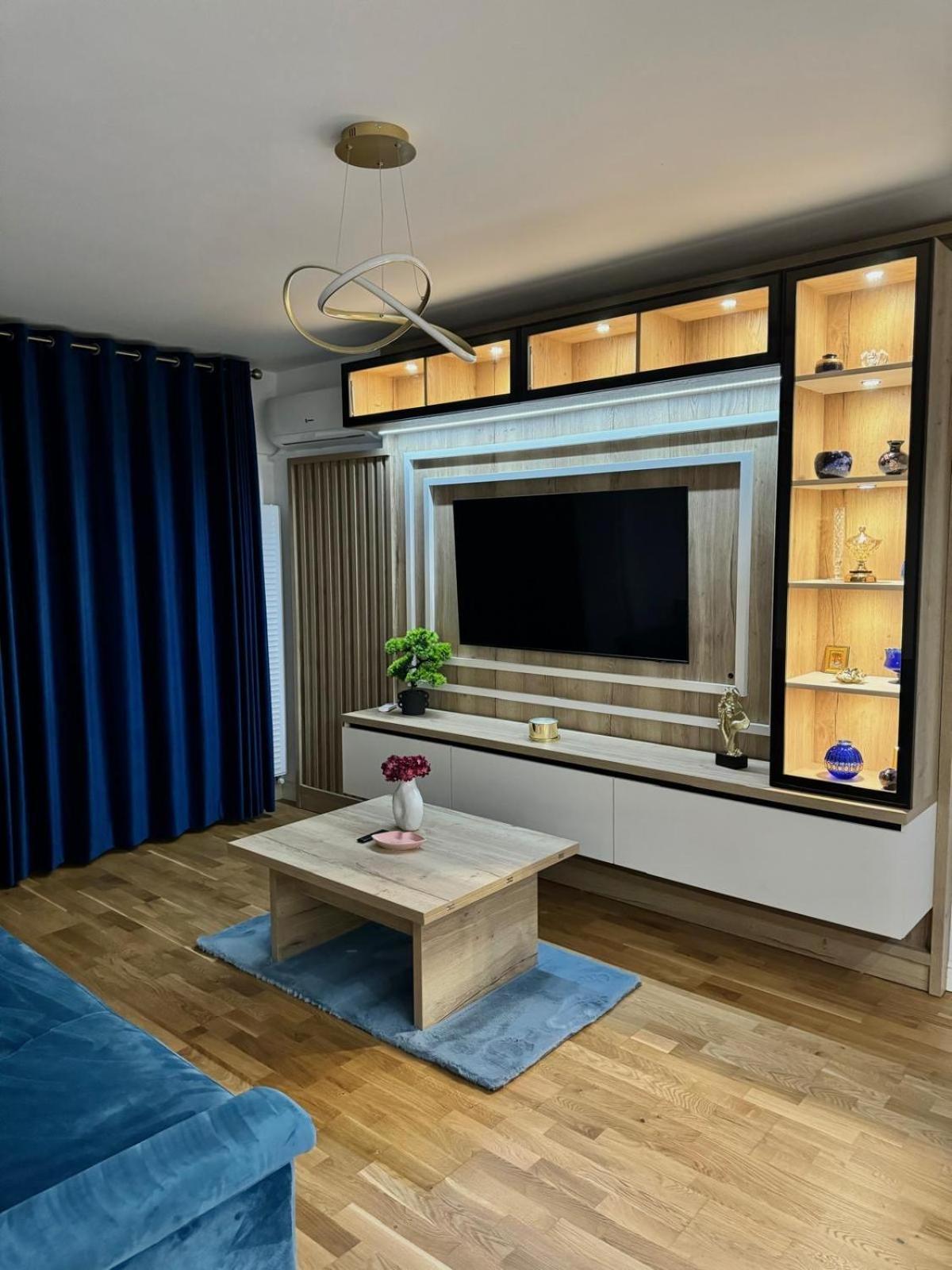 Luxury Blue Apartment Iasi Exteriör bild